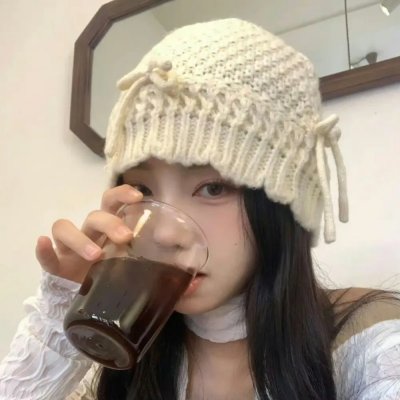 蜜桃女孩
